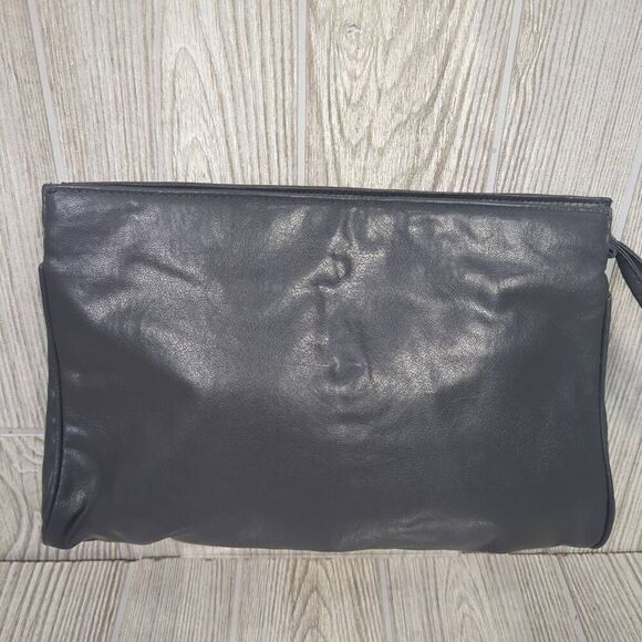 Womens Wristlet Clutch Purse Steel Gray Faux Leather Detailed Stitching Snap Zip - Picture 3 of 6